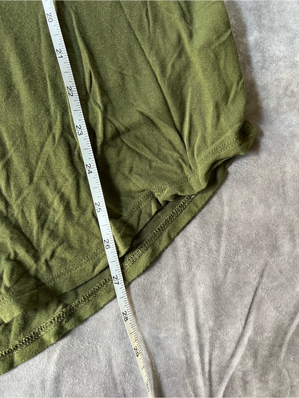 3 piece bundle of Old Navy tank tops - Picture 7 of 16